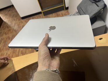 Ноутбуки: Ноутбук, Apple, более 128 ГБ ОЗУ, Intel Core i7, Б/у, Для несложных задач, память SSD