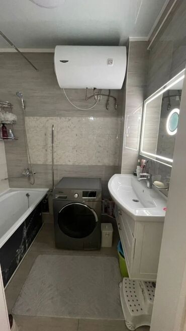снять квартиру в кара балта: 2 бөлмө, 90 кв. м, Жеке план, 2 кабат, Дизайнердик ремонт
