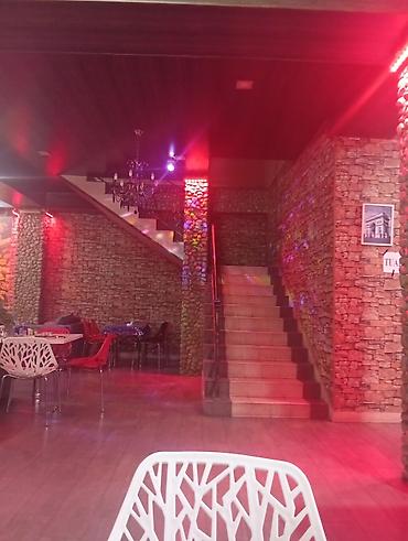 kiraye villa: Lounge/Restoran məkanı – geniş zal və rahat oturacaqlar - İki — 2