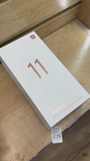 4000 сом телефон: Xiaomi, Mi 11 Lite, Б/у, 256 ГБ