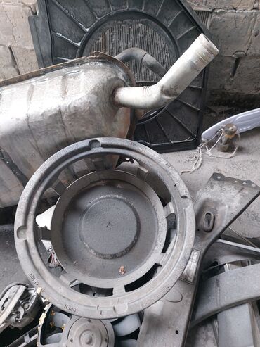 Другие автозапчасти: Есть в наличии оригинал запчасти от кабана 140 кузов. моторчик — 5