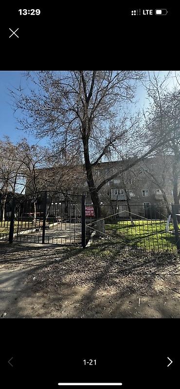 район кока кола: 3 комнаты, 55 м², Пишпек Хрущевка, 4 этаж, Косметический ремонт — 1