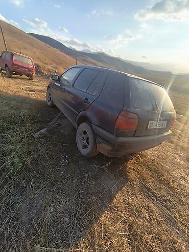 Volkswagen: Volkswagen Golf: 1994 г., 1.8 л, Механика, Бензин, Хэтчбэк — 5