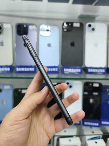 Apple iPhone: IPhone 8, Qara — 3