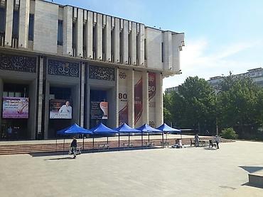 Садовые шатры: Шатры столы Цена за аренду: шатер 6×3 - 2000 сом шатер 4.5х3 - 1500 — 7