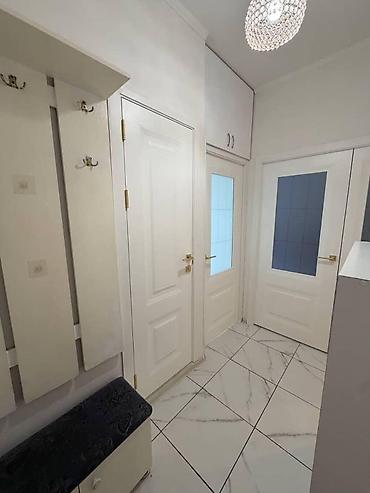 продаю 3кв 9мкр: 3 комнаты, 62 м², 12 мкр 105 серия, 3 этаж, Евроремонт — 3