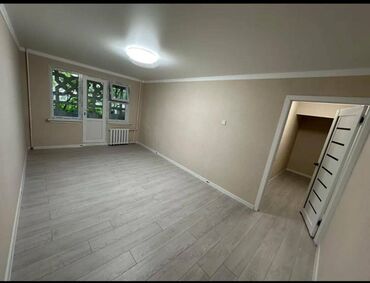 Продажа квартир: 1 комната, 32 м², 104 серия, 2 этаж, Евроремонт