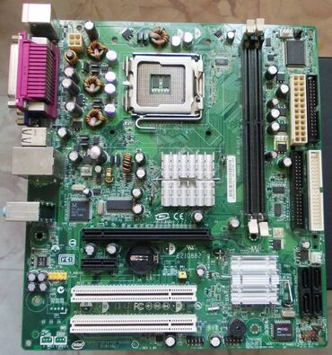 Sərt disklər (HDD): Ana Platası Intel Intel D102GGC, İşlənmiş