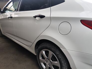 купить машину матиз автомат: Hyundai Accent: 2014 г., 1.4 л, Автомат, Бензин, Седан