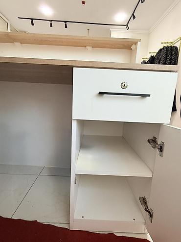 Sifarişlə mebel: Künc masa, Teksturalı laminat — 4