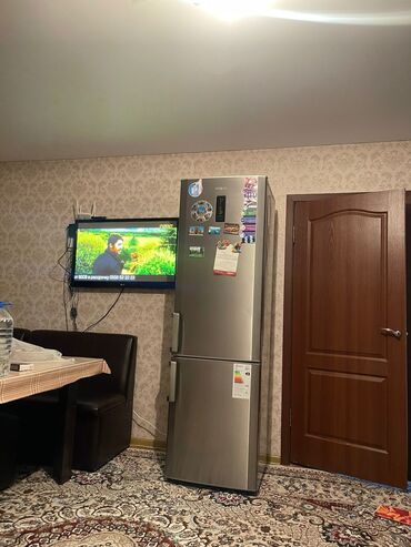 бу пилита: Муздаткыч Beko, Эки камералуу, Бөлүп төлөө менен