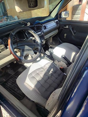 Volkswagen: Volkswagen Vento: 1992 г., Седан — 8