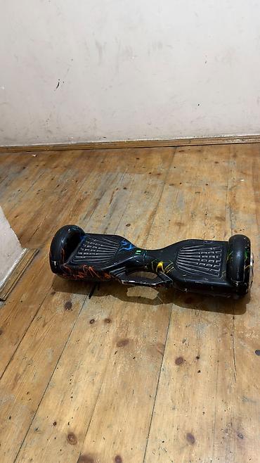 Elektrik nəqliyyatı: Hoverboard – 6.5" iki təkərli, özünü tarazlayan skuter - Korpus: qara — 2
