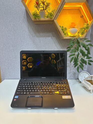 Toshiba: İşlənmiş Toshiba, 15.6 ", Intel Core i3, < 128 GB