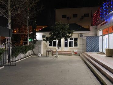 Digər kommersiya daşınmaz əmlakı: Xalqlar Dostluğunda,Access Bankın yanındasıx yaşayış binalarının — 12