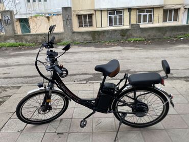 skorostnoy velosiped qiymetleri: Yeni Elektrik velosipedi 26", sürətlərin sayı: 7, 350-500 Vt, Ünvandan götürmə