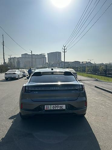 спринтер бортовой дубль: Zeekr 001: | 2022 г. Лифтбек — 5