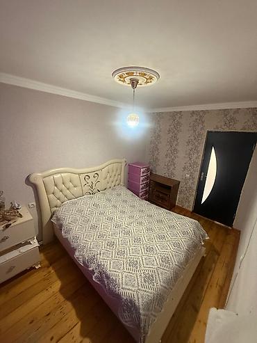 Mənzil kirayələyirəm: Mənzilin təsviri 67000 min SATILIR - Geniş, işıqlı zal: L formalı — 6