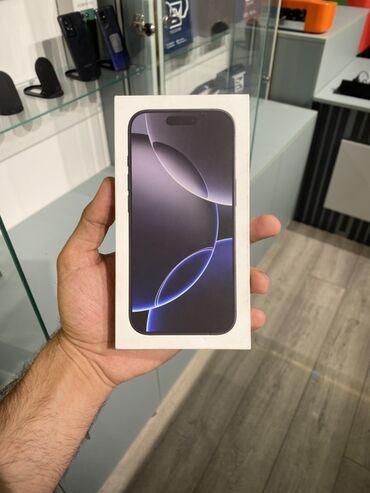 Apple iPhone: IPhone 16 Pro, 128 GB, Black Titanium