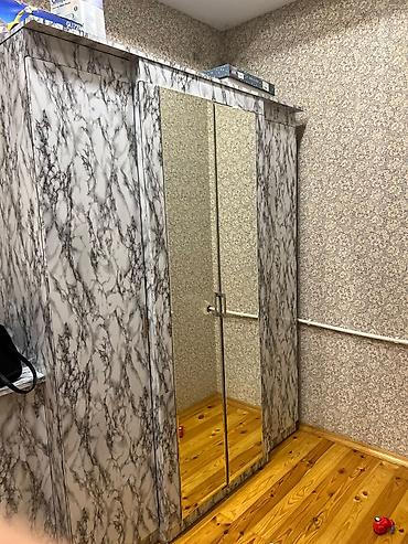 taxta palet: Mermer naxışlı paltar dolabı - Korpus: mermer effekti ilə laminat — 1