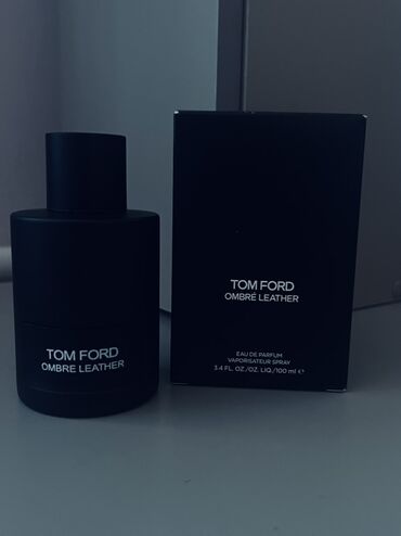 продаю связи с переездом: Флакон парфюмерной воды Tom Ford Ombre Leather объемом 100 мл. Аромат
