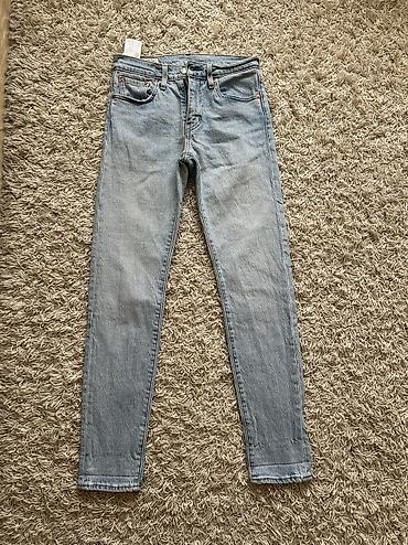 pantalone za devojke: LeviS farmerke W27 L32 — 2