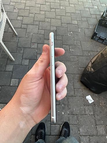 Apple iPhone: IPhone SE 2020, 64 GB, Ağ, Simsiz şarj — 3