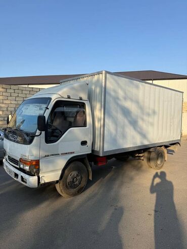 Isuzu: Isuzu : 2.8 l | 2008 il Van body type — 2