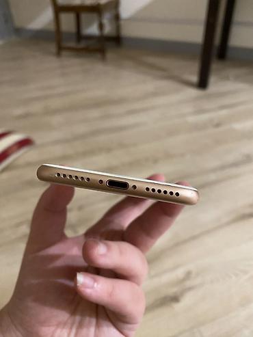 iphone 5e: IPhone 8, 64 GB, Desert Titanium, Barmaq izi — 5