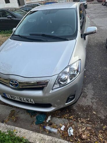 Toyota: Toyota Auris: 1.8 l. | 2011 έ. Χάτσμπακ — 5