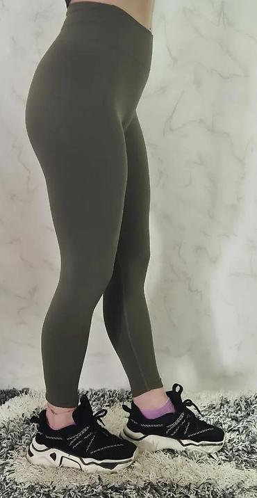 Helanke, biciklistički šortsevi: Ženske sportske helanke – visoki struk, maslinasto zelene - Kroj — 3