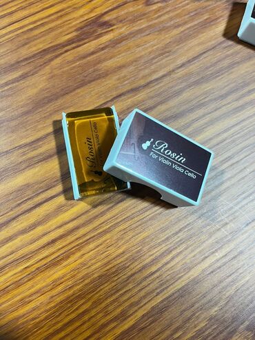 Kanifol: Skripka, viola və violonçel kimi simli alətlər üçün nəzərdə tutulmuş — 3