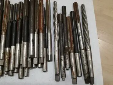 Ostali uređaji: Razvrtači 11mm, 11,03mm, 11,11mm, 11,5mm (rajberi) – različite — 5