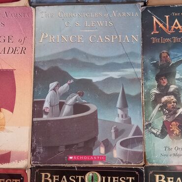 İngilis dili: İngilis dilində nağıllar və əfsanələr kitabları - Sayı 9 ədəddir. - — 4