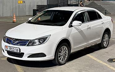 BYD: BYD E5: 2019 г., Электромобиль, Седан — 2