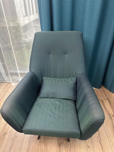 приму даром телевизор: Кресло