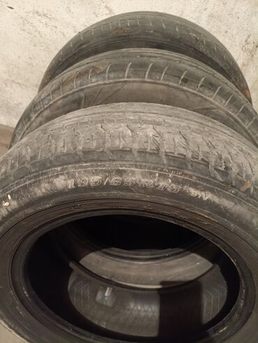 шины летние 205 65 15: Комплект из 3 летних шин R15. Параметры: - Размер: 195/65 R15 - Тип