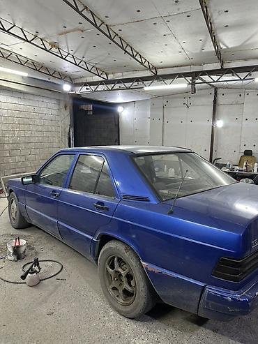 ленкрузер 80: Mercedes-Benz 190: 1989 г., 2 л, Механика, Бензин, Седан — 3