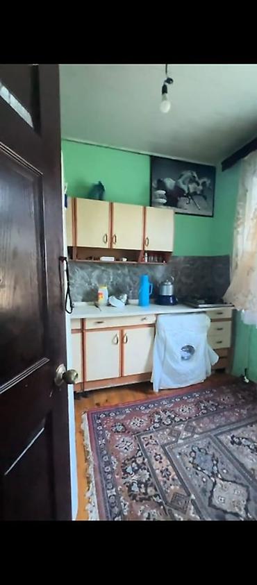 20 yanvarda evler: 3 otaqlı, 70 kv. m, Orta təmir — 1