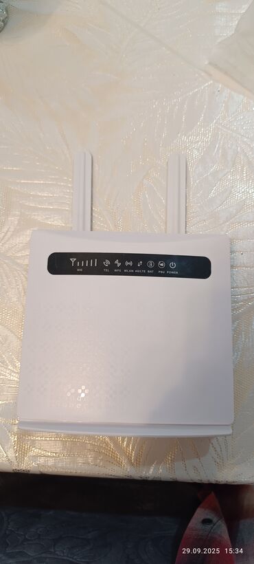 notebook ehtiyat hisseleri: 4G/LTE Simsiz Router Xüsusiyyətlər: - 4G/LTE dəstəyi: SIM kart yuvası