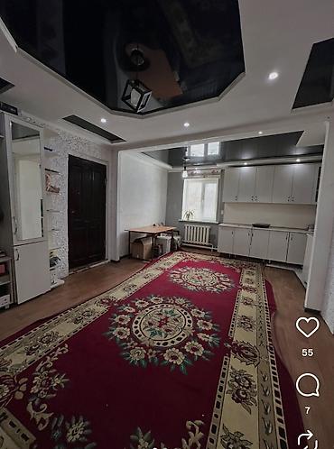 Продажа коттеджей и домов: Продаётся светлый дом с большим огороженным участком. Участок 9.7 — 8