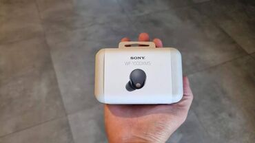 Qulaqlıqlar: Sony wf-1000xm5 anc qulaqlıq (airbuds) ölçü və çəki təqribən. 5,9 gx