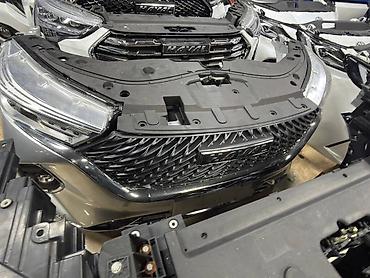 Бампер и комплектующие: Бампер Toyota, Новый, Оригинал — 15
