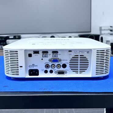 Proyektorlar: İşlənmiş Stasionar Proyektor Ödənişli çatdırılma — 35