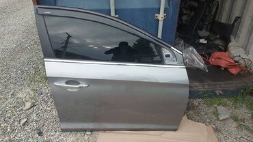 Крышки багажника: Передняя правая дверь Hyundai 2018 г., Б/у, Оригинал