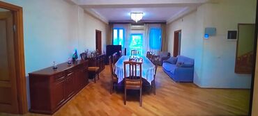 Həyət evləri və villaların satışı: Ev monolit betonla, qaya üzərində tikilib, dəniz mənzərəlidir. 1-ci — 5