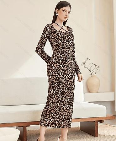 Leopard naxışlı uzun don - Dizayn: Klassik bədənə oturan siluet, uzun