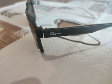 Очки: Продаю оригинальные очки SALVATORE FERRAGAMO 
175USD