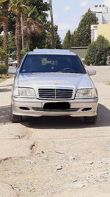 traktor t 30: Mercedes-Benz C 180: 1.8 l | 1998 il Sedan — 1