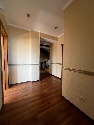 Долгосрочная аренда домов: 500 м², 8 комнат — 12